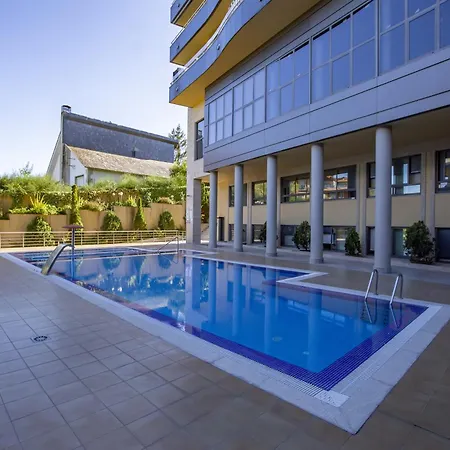 Apartamento Sanxenxo, 1 Hab Con Vistas Al Mar, Piscina, Garaje Y A 150 Mts De La Playa Silgar