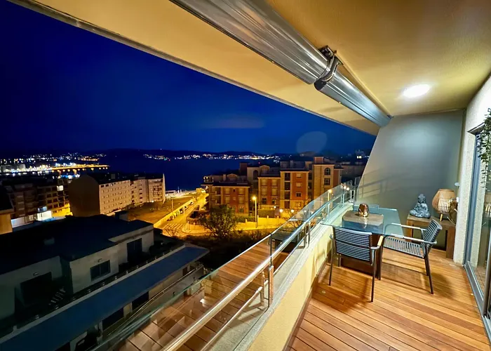 Sanxenxo, 1 Hab Con Vistas Al Mar, Piscina, Garaje Y A 150 Mts De La Playa Silgar